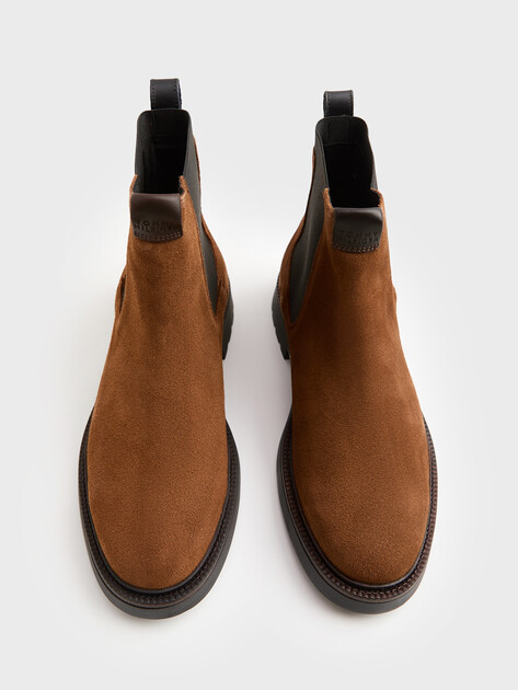 Мужские челси TOMMY HILFIGER Comfort Suede Chelsea Boots, Артикул FM0FM05592, светло-коричневый | 5063661. Ракурс 4 Мужские челси TOMMY HILFIGER Comfort Suede Chelsea Boots, Артикул FM0FM05592, светло-коричневый | 5063661. Ракурс 4