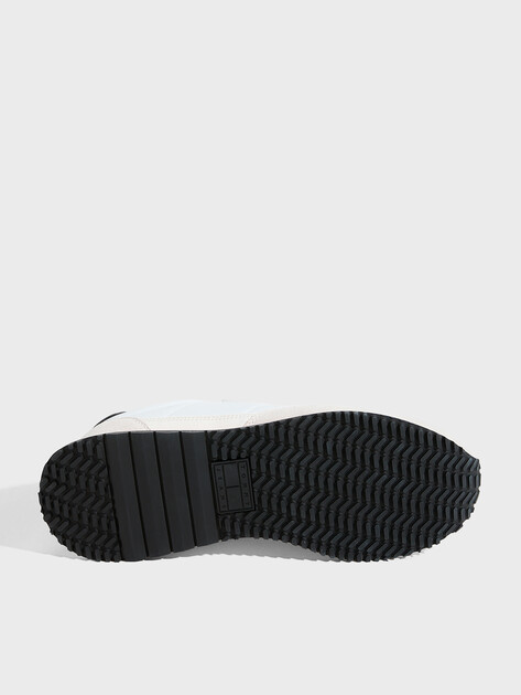 Мужские кроссовки TOMMY JEANS Mixed Texture Fine Cleat Trainers, Артикул EM0EM01649, белый | 5063893. Ракурс 6