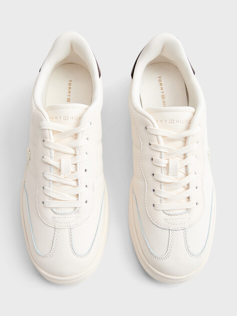Женские кеды TOMMY HILFIGER TH HERITAGE SNEAKER, Артикул FW0FW08823, белый | 5063918. Ракурс 4