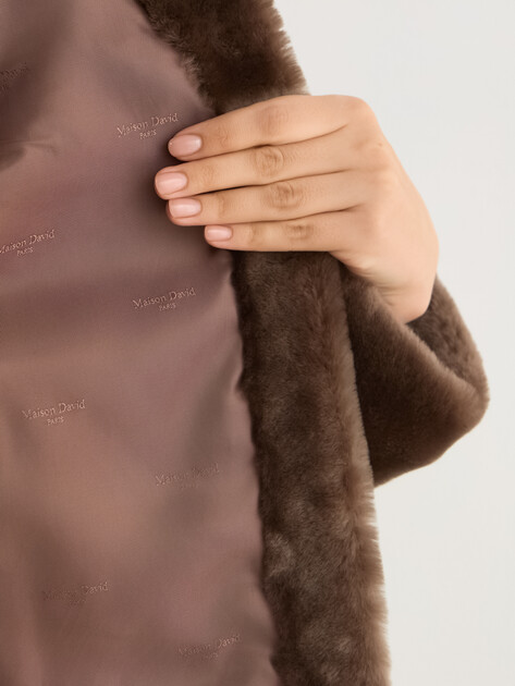 Женская шуба  MAISON DAVID, Артикул CATARINA_STR, пыльно-коричневый | 5074076. Ракурс 6