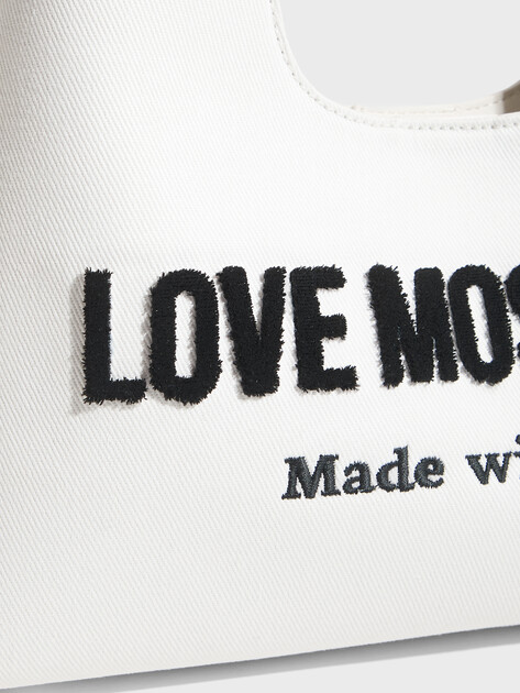 Женская сумка LOVE MOSCHINO SIGNATURE LOVE DENIM, Артикул JC4047PP SS26, белый | 5077350. Ракурс 2 Женская сумка LOVE MOSCHINO SIGNATURE LOVE DENIM, Артикул JC4047PP SS26, белый | 5077350. Ракурс 2