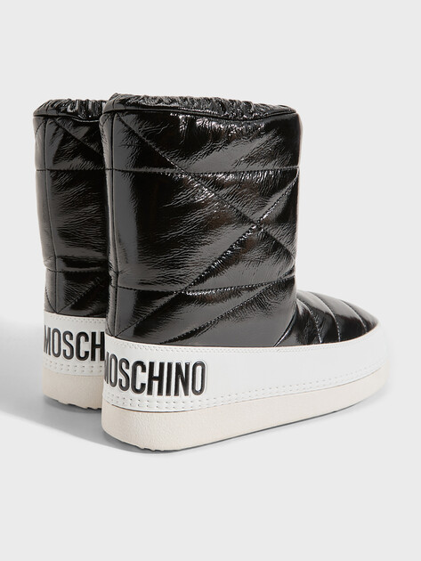 Женские дутики LOVE MOSCHINO SKI BOOT, Артикул JA24142G FW26, черный | 5078299. Ракурс 5 Женские дутики LOVE MOSCHINO SKI BOOT, Артикул JA24142G FW26, черный | 5078299. Ракурс 5