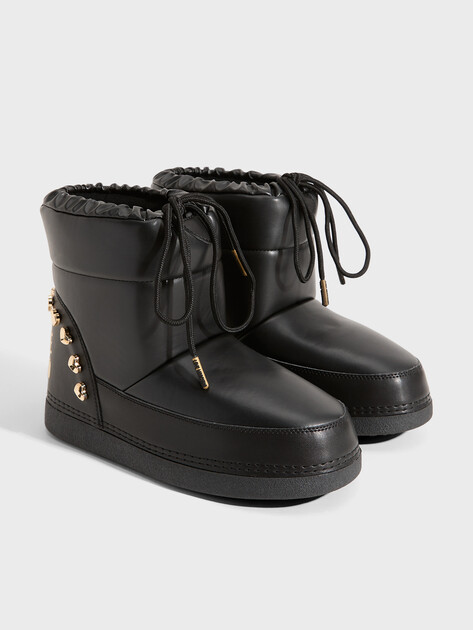 Женские дутики LOVE MOSCHINO SKI BOOT, Артикул JA24122G, черный | 5078332. Ракурс 2 Женские дутики LOVE MOSCHINO SKI BOOT, Артикул JA24122G, черный | 5078332. Ракурс 2
