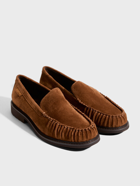 Женские лоферы LOVE MOSCHINO FLEX LOVE, Артикул JA10053G, светло-коричневый | 5079225. Ракурс 2