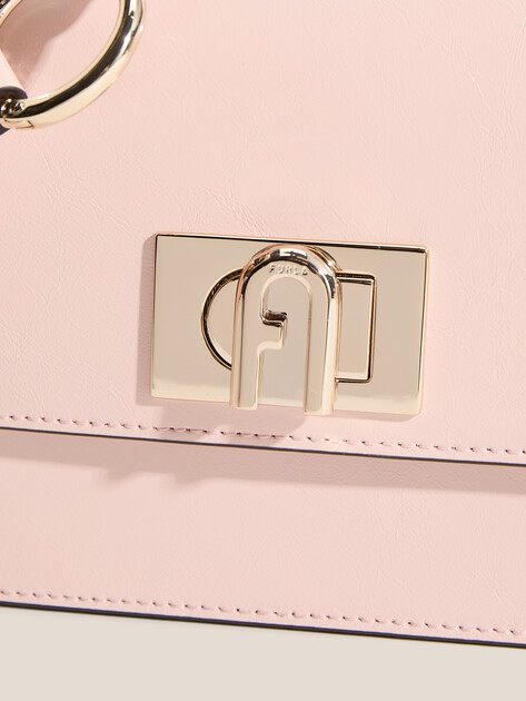 Женская сумка через плечо кросс-боди FURLA, Артикул FURLA 1927 MINI CROSSBODY 20, светло-розовый | 5079891. Ракурс 2