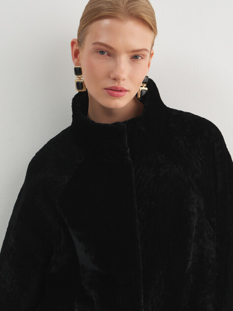 Женская шуба  MAISON DAVID, Артикул ARIN_ASTR, черный | 5085142. Ракурс 3
