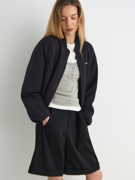 Женский бомбер GUESS, Артикул V6RL07WL232, черный | 5090151. Ракурс 5