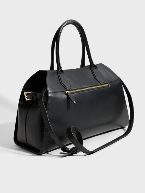 Женская сумка  GUESS LIZA MEDIUM SATCHEL, Артикул HWYUAAP6276, черный | 5094476. Ракурс 3