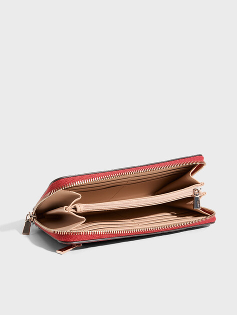 Женский кошелёк GUESS DIANA SLG LARGE ZIP AROUND, Артикул SWPD9727146, красный | 5094508. Ракурс 3