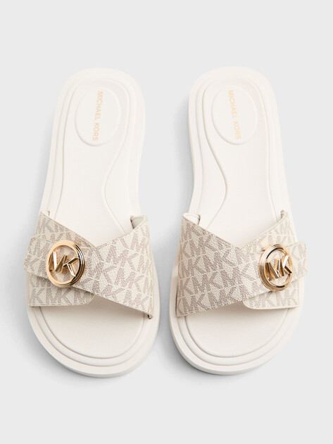 Женские шлепанцы MICHAEL KORS MK POOL SLIDE, Артикул 40R6MKFA1B(K), светло-бежевый | 5116935. Ракурс 4