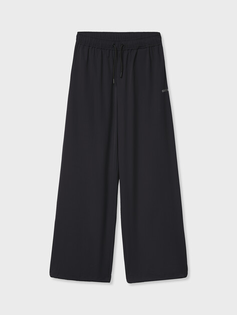 Женские широкие брюки  GUESS NAT PARACHUTE PANTS, Артикул V6RB21WL232, черный | 5156228. Ракурс 6