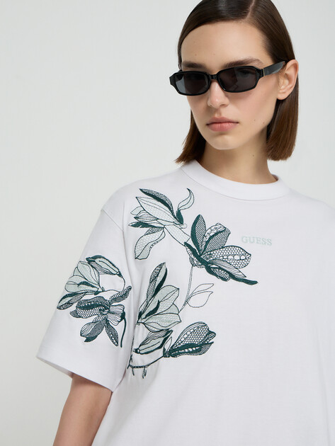 Женская футболка GUESS SS CN BOTANICAL TEE, Артикул W6RI36I3Z14, белый | 5157375. Ракурс 3