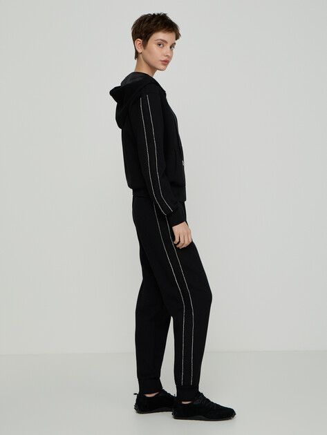 Женская толстовка GUESS NEW HOODED SCUBA SWEATSHIRT, Артикул W6RQ12KBYE2, черный | 5158046. Ракурс 2 Женская толстовка GUESS NEW HOODED SCUBA SWEATSHIRT, Артикул W6RQ12KBYE2, черный | 5158046. Ракурс 2