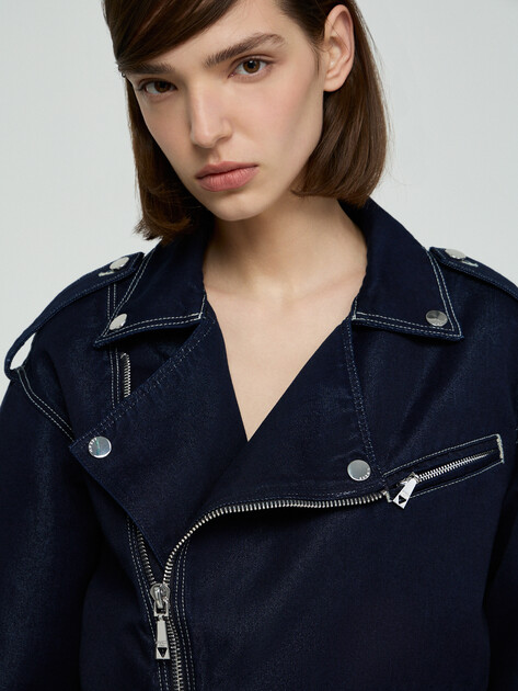 Женская джинсовая куртка GUESS FLORENCE JACKET, Артикул W6RN71D6911, темно-синий | 5183954. Ракурс 4