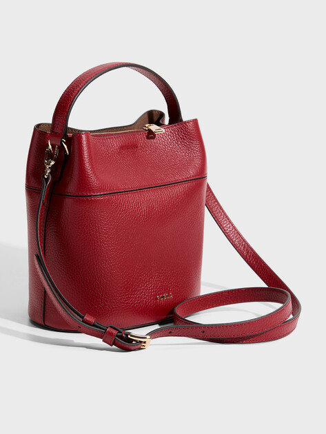 Женская сумка  FURLA, Артикул FURLA AMELIA MINI BUCKET BAG, бордовый | 5200076. Ракурс 3