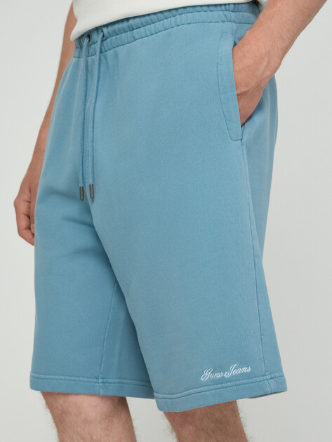 Мужские шорты GUESS JEANS GJ REG SWEATSHORTS, Артикул M6GD49KCPR1, серо-голубой | 5210577. Ракурс 4 Мужские шорты GUESS JEANS GJ REG SWEATSHORTS, Артикул M6GD49KCPR1, серо-голубой | 5210577. Ракурс 4