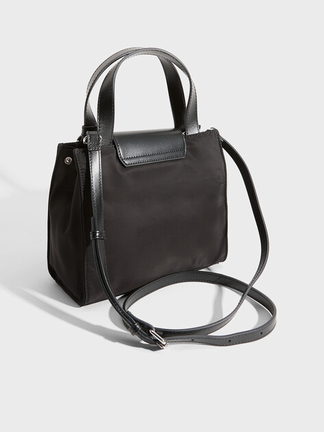 Сумка с ручками DIESEL 1DR TOTE E/W XS, Артикул X10785, черный | 5212761. Ракурс 3 Сумка с ручками DIESEL 1DR TOTE E/W XS, Артикул X10785, черный | 5212761. Ракурс 3