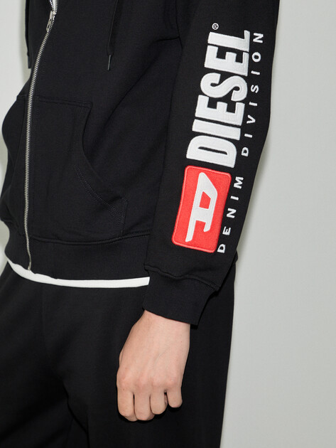 Мужская толстовка DIESEL S-BOXT-ZIP-HOOD-DIV, Артикул A20022, черный | 5215151. Ракурс 4 Мужская толстовка DIESEL S-BOXT-ZIP-HOOD-DIV, Артикул A20022, черный | 5215151. Ракурс 4