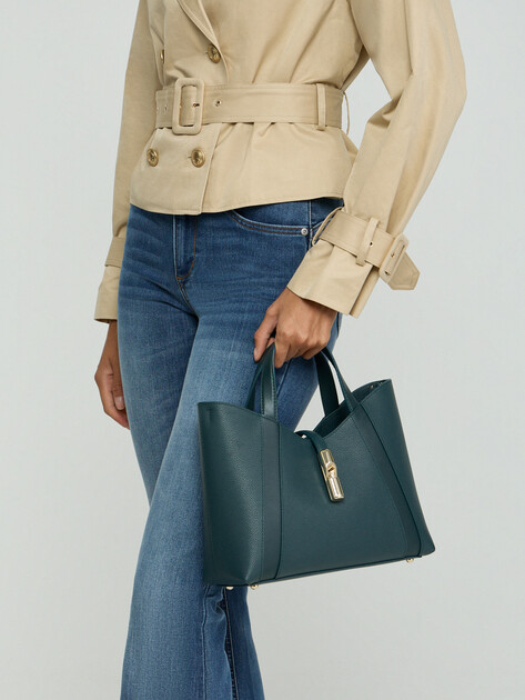 Женский тоут FURLA, Артикул FURLA GOCCIA S TOTE, темно-зеленый | 5234475. Ракурс 5 Женский тоут FURLA, Артикул FURLA GOCCIA S TOTE, темно-зеленый | 5234475. Ракурс 5