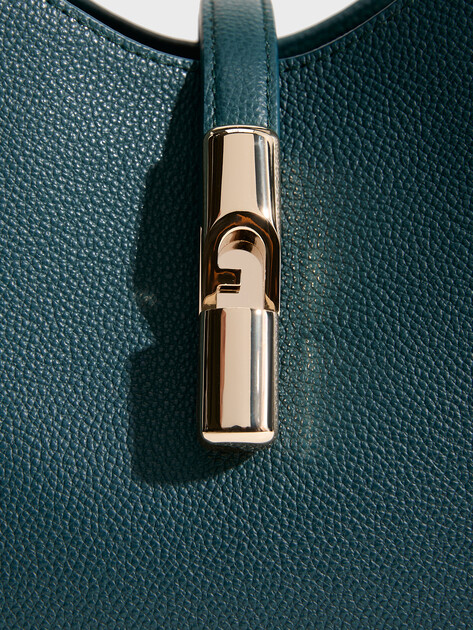 Женский тоут FURLA, Артикул FURLA GOCCIA S TOTE, темно-зеленый | 5234475. Ракурс 2 Женский тоут FURLA, Артикул FURLA GOCCIA S TOTE, темно-зеленый | 5234475. Ракурс 2