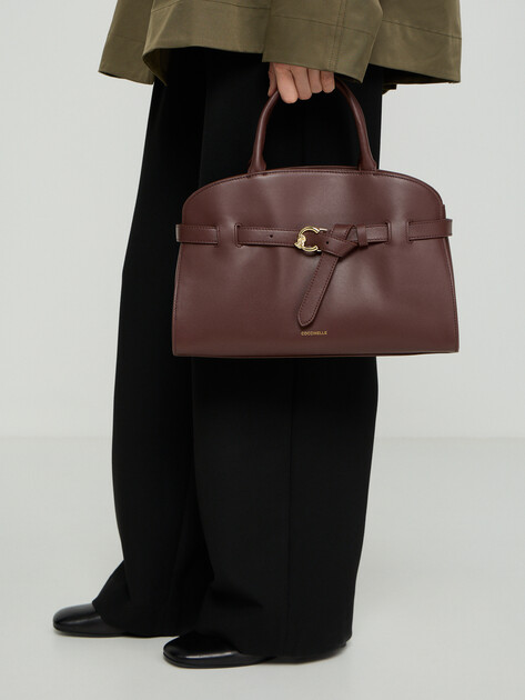 Женский тоут COCCINELLE HANDBAG SMOOTH LEATHER / BERRY, Артикул E1 TLA 18 04 01, каштановый | 5239178. Ракурс 5
