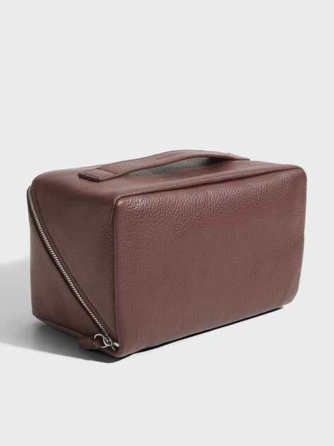 Косметичка COCCINELLE STG TRAVEL BEAUTY GRAINED LEAT, Артикул E5 MUK 95 G2 01, розовато-коричневый | 5243082. Ракурс 3