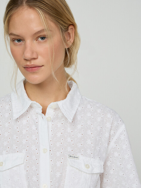 Женский топ GUESS JEANS GJ CROPPED FRONT TIE TOP, Артикул W6GHA3WO331, белый | 5255354. Ракурс 4