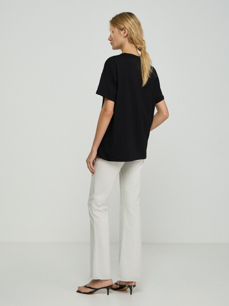 Женская футболка GUESS SS CN POCKET G LOGO TEE, Артикул W6GI17K3037, черный | 5255976. Ракурс 3