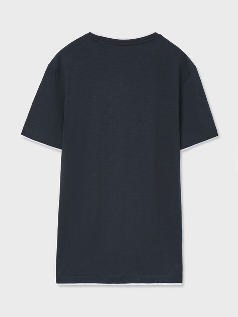 Мужская футболка GUESS CN SS DOUBLE LAYER T-SHIRT, Артикул F6GI06K6XN4, темно-синий | 5256055. Ракурс 7 Мужская футболка GUESS CN SS DOUBLE LAYER T-SHIRT, Артикул F6GI06K6XN4, темно-синий | 5256055. Ракурс 7