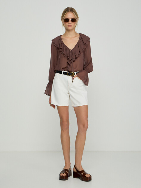 Женские шорты GUESS SUPER RELAXED SHORT, Артикул W6GD1AD0704, молочный | 5256230. Ракурс 5