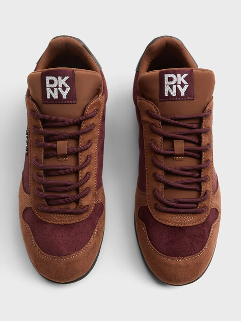 Женские кеды DKNY AMANDA - LACE UP SNEAKER, Артикул K3615045(K), коричневый | 5263230. Ракурс 4 Женские кеды DKNY AMANDA - LACE UP SNEAKER, Артикул K3615045(K), коричневый | 5263230. Ракурс 4