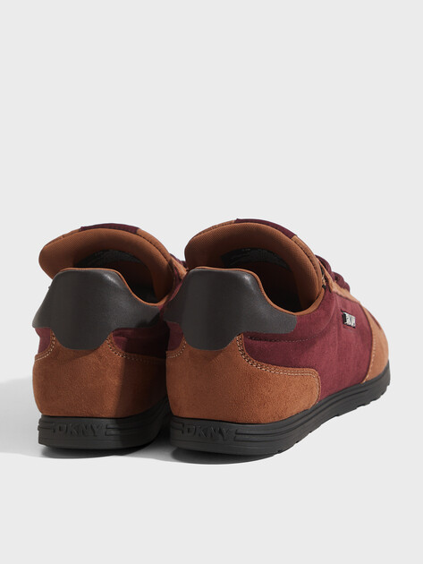 Женские кеды DKNY AMANDA - LACE UP SNEAKER, Артикул K3615045(K), коричневый | 5263230. Ракурс 5 Женские кеды DKNY AMANDA - LACE UP SNEAKER, Артикул K3615045(K), коричневый | 5263230. Ракурс 5
