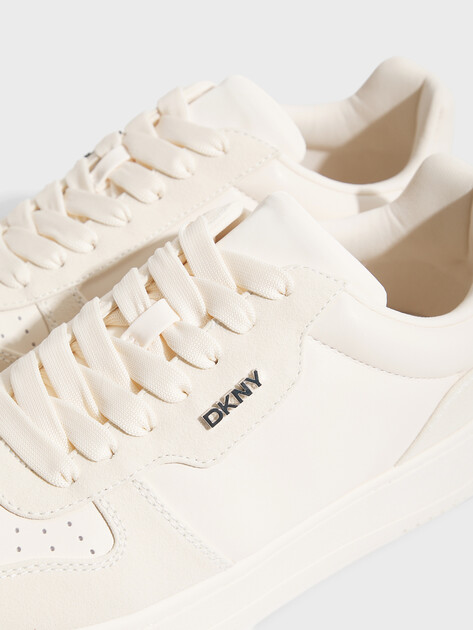 Женские кеды DKNY AUTUMN - LACE UP SNEAKER, Артикул K3680520(K), светло-бежевый | 5263261. Ракурс 3