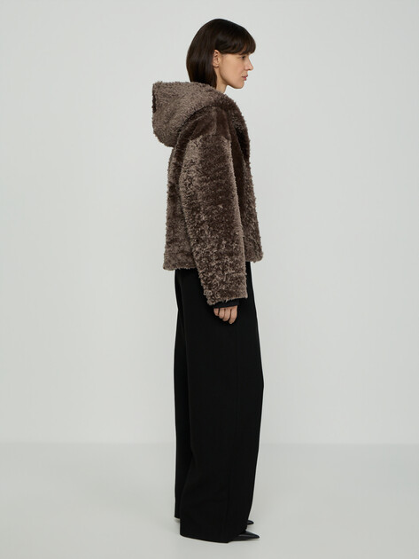 Женская шуба MAISON DAVID, Артикул LENA2_CHANEL P, пыльно-коричневый | 5289189. Ракурс 3 Женская шуба MAISON DAVID, Артикул LENA2_CHANEL P, пыльно-коричневый | 5289189. Ракурс 3