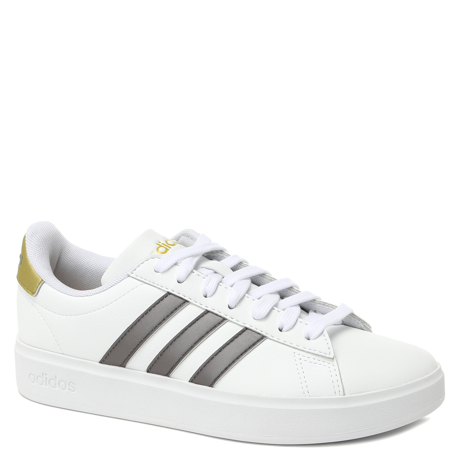 Top court adidas outlet