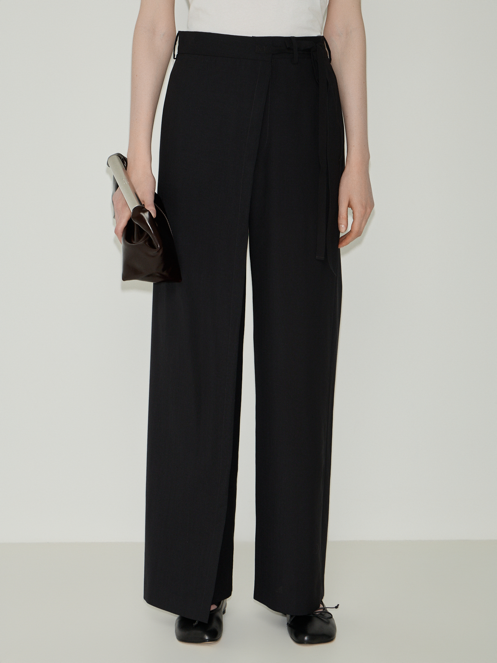 Брюки MM6 MAISON MARGIELA S52KA0518 ЧЕРНЫЙ - купить в Москве | 4666696