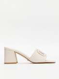 GUESS FLJGASLEA03 молочно-белый