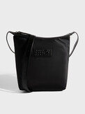 MM6 MAISON MARGIELA SB6WG0026 черный