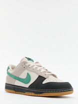 NIKE HQ3483 молочно-белый