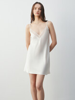 ETAM FEELING - NUISETTE розовато-бежевый