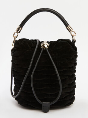 Сумка с ручками FURLA FURLA MIONIDO MINI CROSSBODY BUCKET ЧЕРНЫЙ - купить в Краснодаре | 4434391