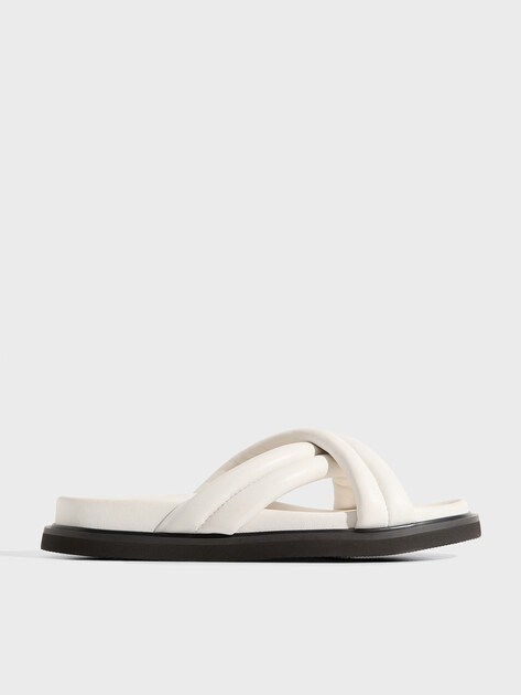 Женские шлепанцы TENDANCE, Артикул KD76-2, белый | 2839671. Ракурс 1