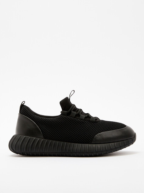 Мужские кроссовки TENDANCE, Артикул HUZ-2021083003, черный | 2907604. Ракурс 1