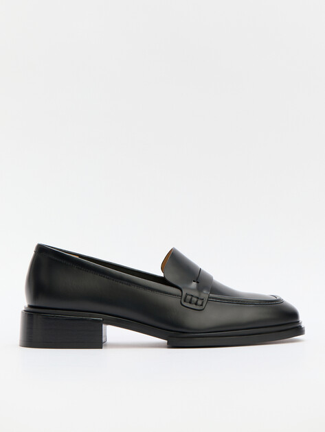 Женские лоферы TENDANCE, Артикул PZ-S226B-10, черный | 3428027. Ракурс 1