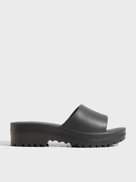 Женские сланцы TENDANCE, Артикул J-9G2205002, черный | 3436363. Ракурс 1