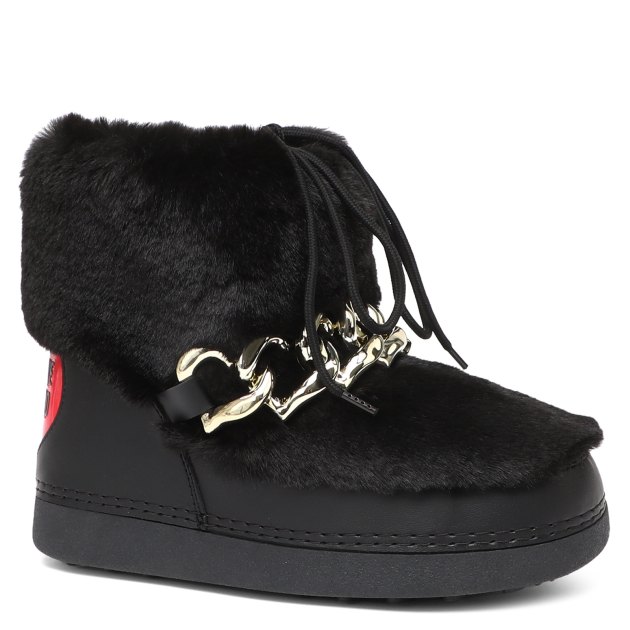 Moschino uggs hotsell