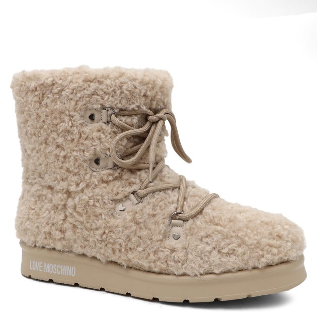 Moschino uggs sales