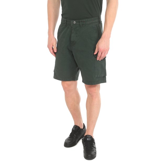 Мужские шорты GUESS HUNTER SHORT, Артикул M3GD15WEHU3, темно-зеленый | 3742461. Ракурс 1