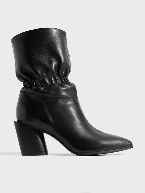Женские казаки TENDANCE, Артикул GLC3858-02, черный | 3861714. Ракурс 1