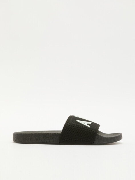 Мужские шлепанцы ARMANI EXCHANGE MYKONOS, Артикул XUP001, черный | 3885007. Ракурс 1